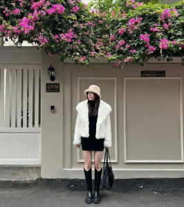 Outfit 3 - "Fluffy Girl"